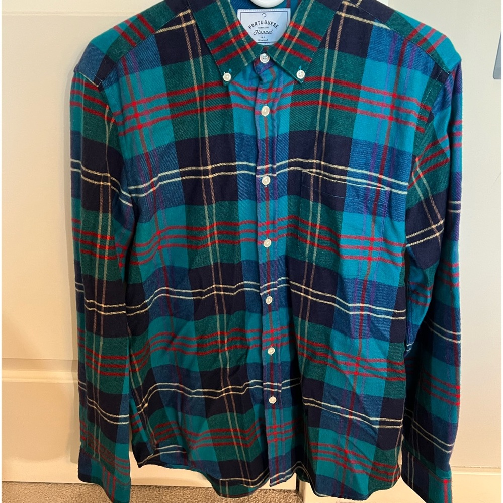 Portuguese Flannel- Size Medium Men’s